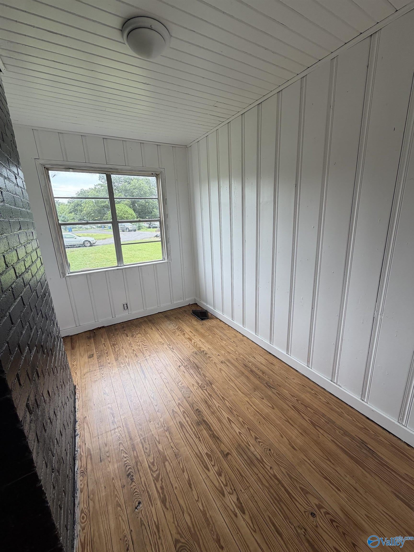 4944 Court G – photo 5
