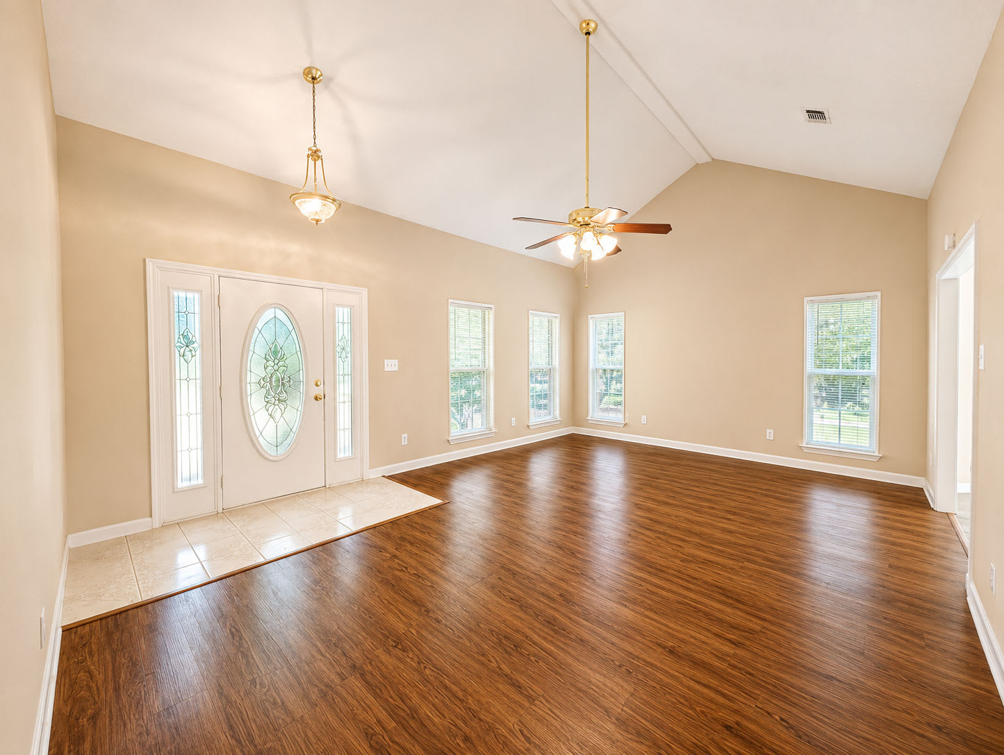 63 Griffith Rd – photo 2