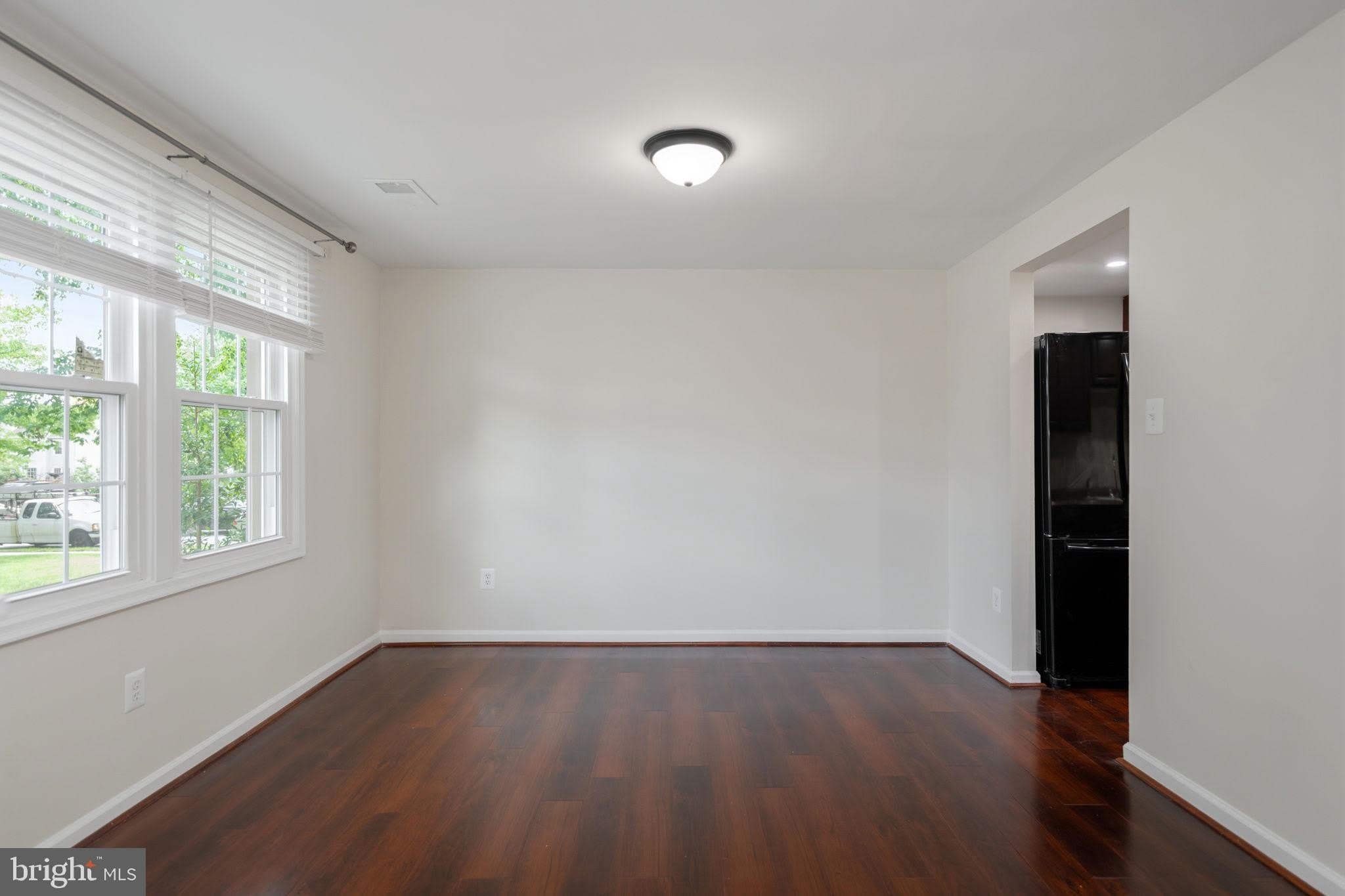 6324 Lightburn Court – photo 5
