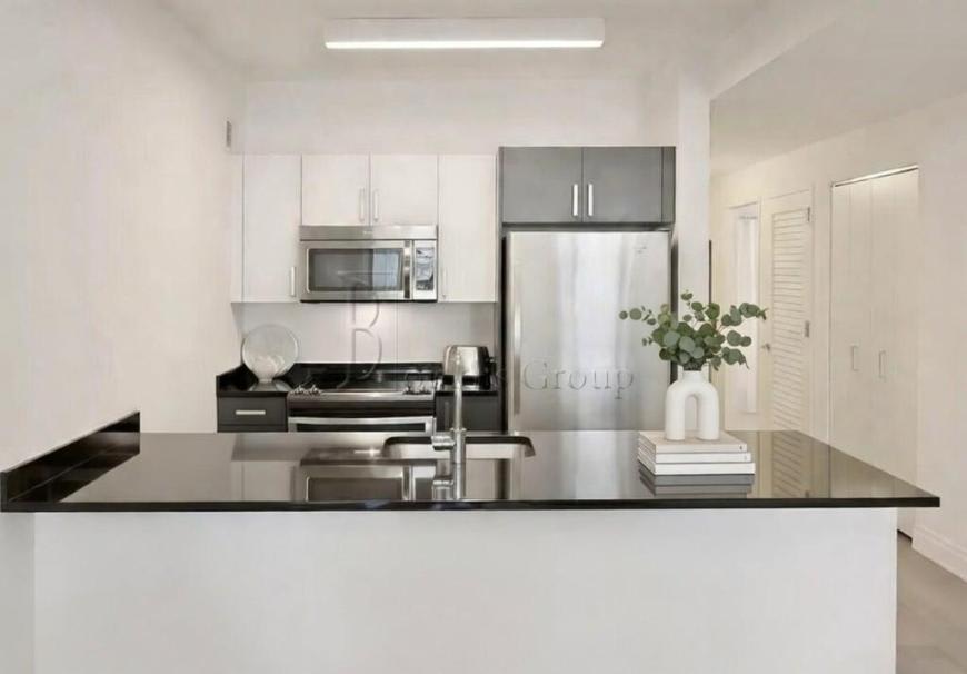 15 Cedar Street – photo 2