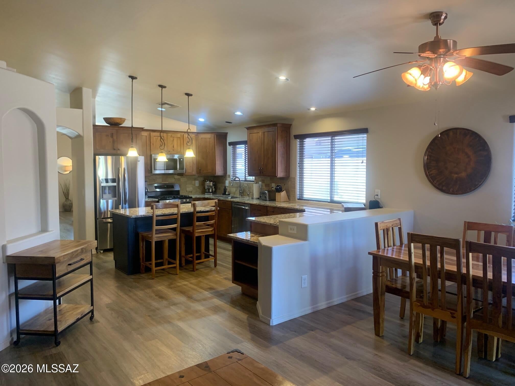 2514 E Petroglyph Lane – photo 5