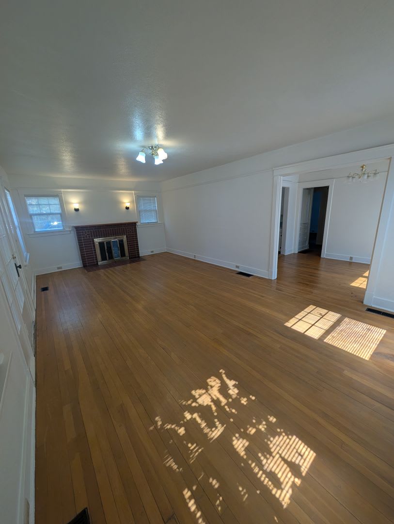 3 Bedroom 1 bath House – photo 3