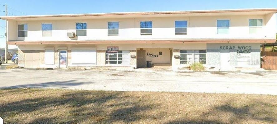 2440 25Th Street N – photo 1