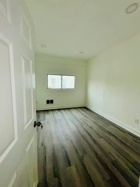2029 East Tioga Street 2 – photo 4