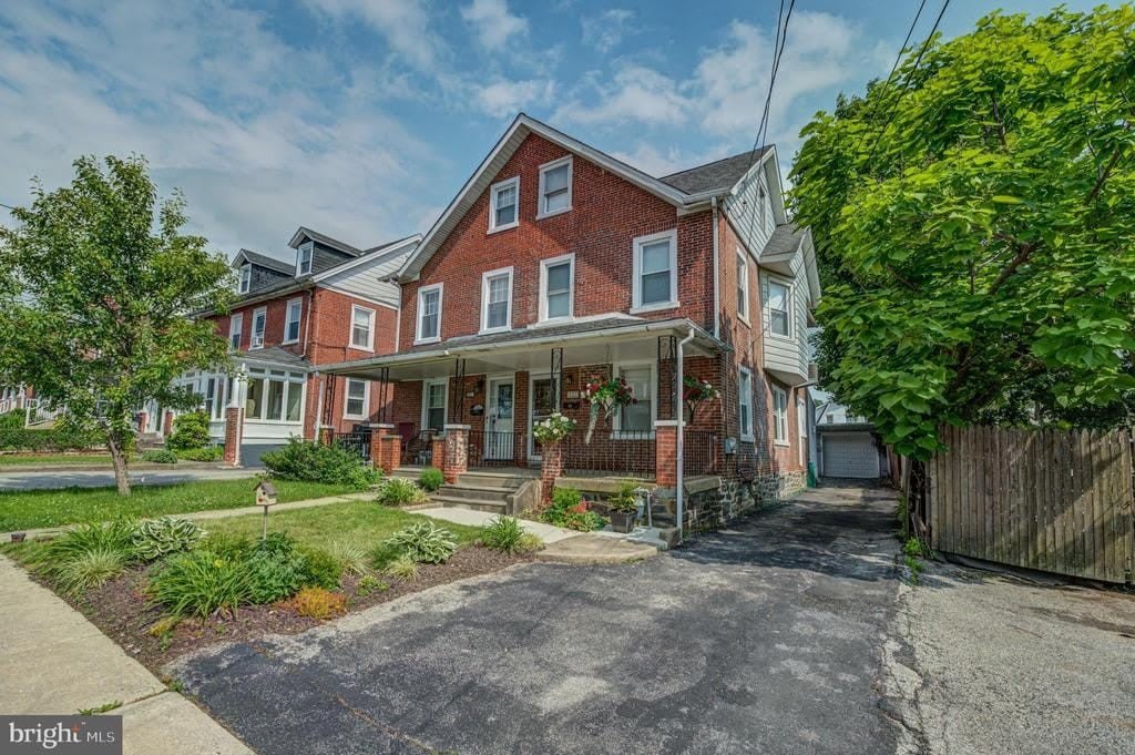 231 EDGEMONT AVENUE – photo 2