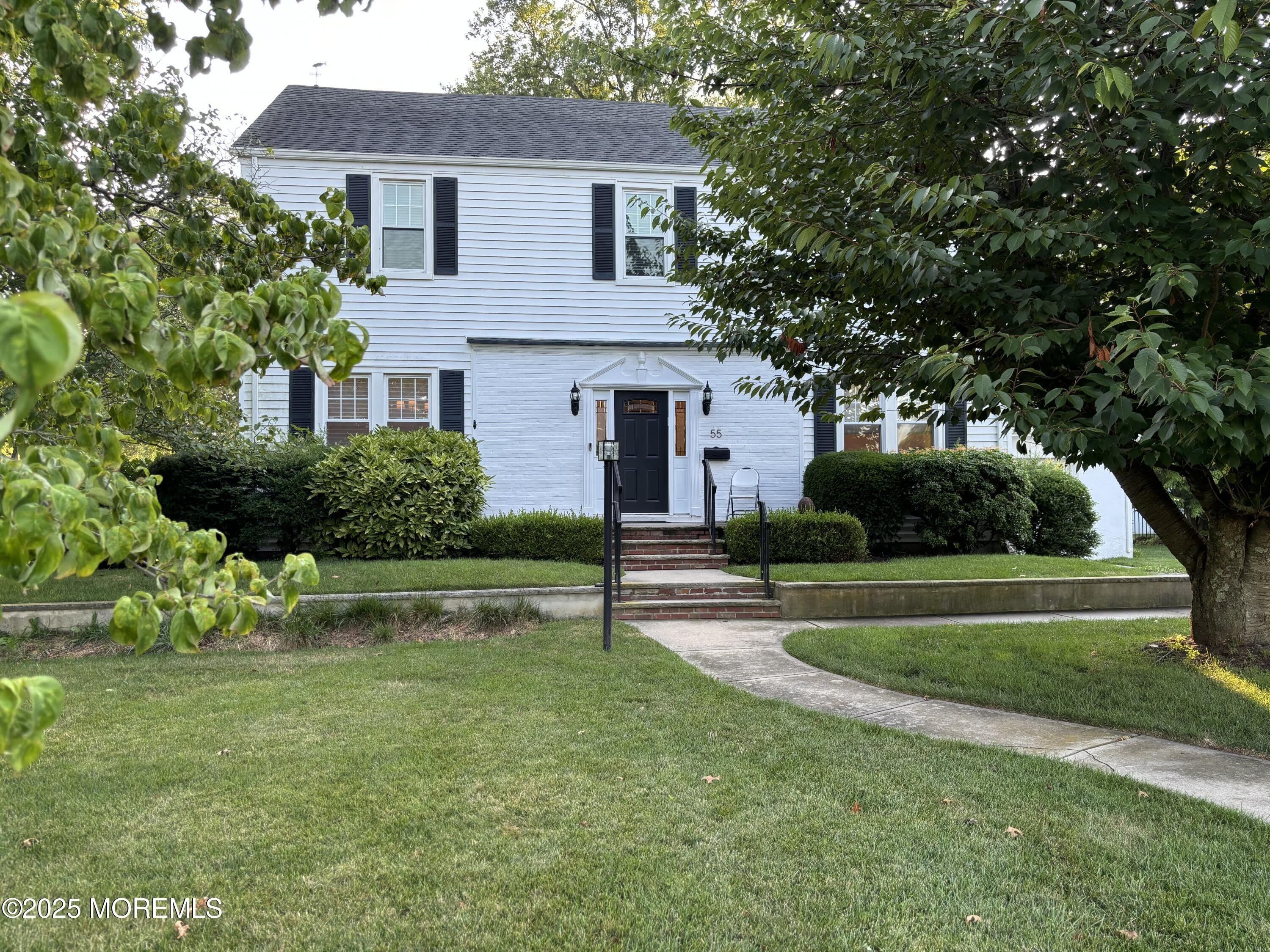55 Pinewood Avenue – photo 1