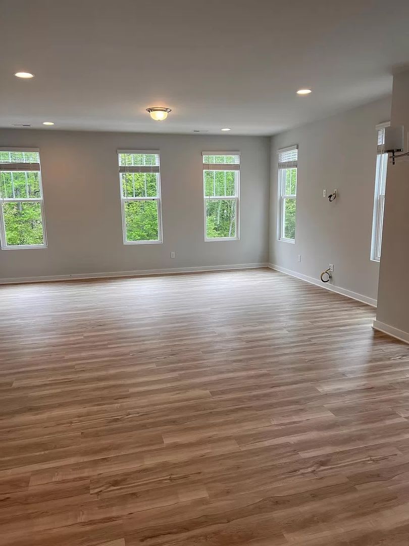 Room In 3 Bedroom Home At Noble Townes Way – photo 4