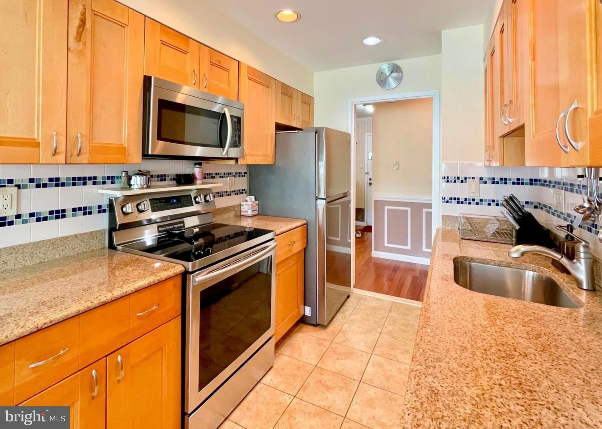 2817 JERMANTOWN Road – photo 1