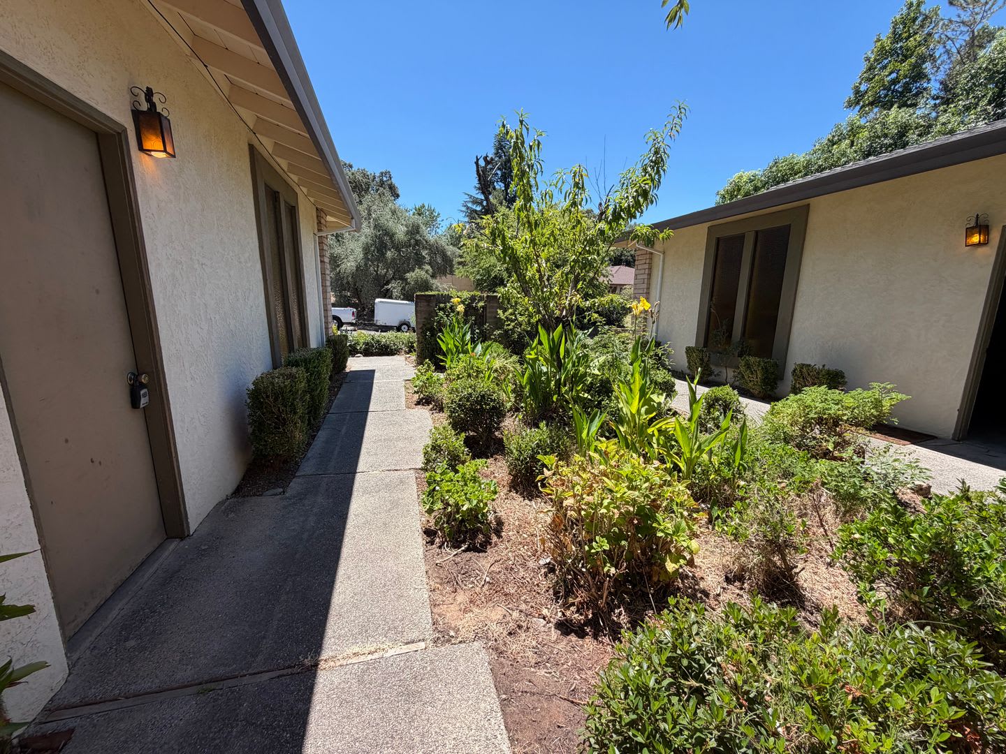 2 Bedroom Fair Oaks Charmer – photo 3