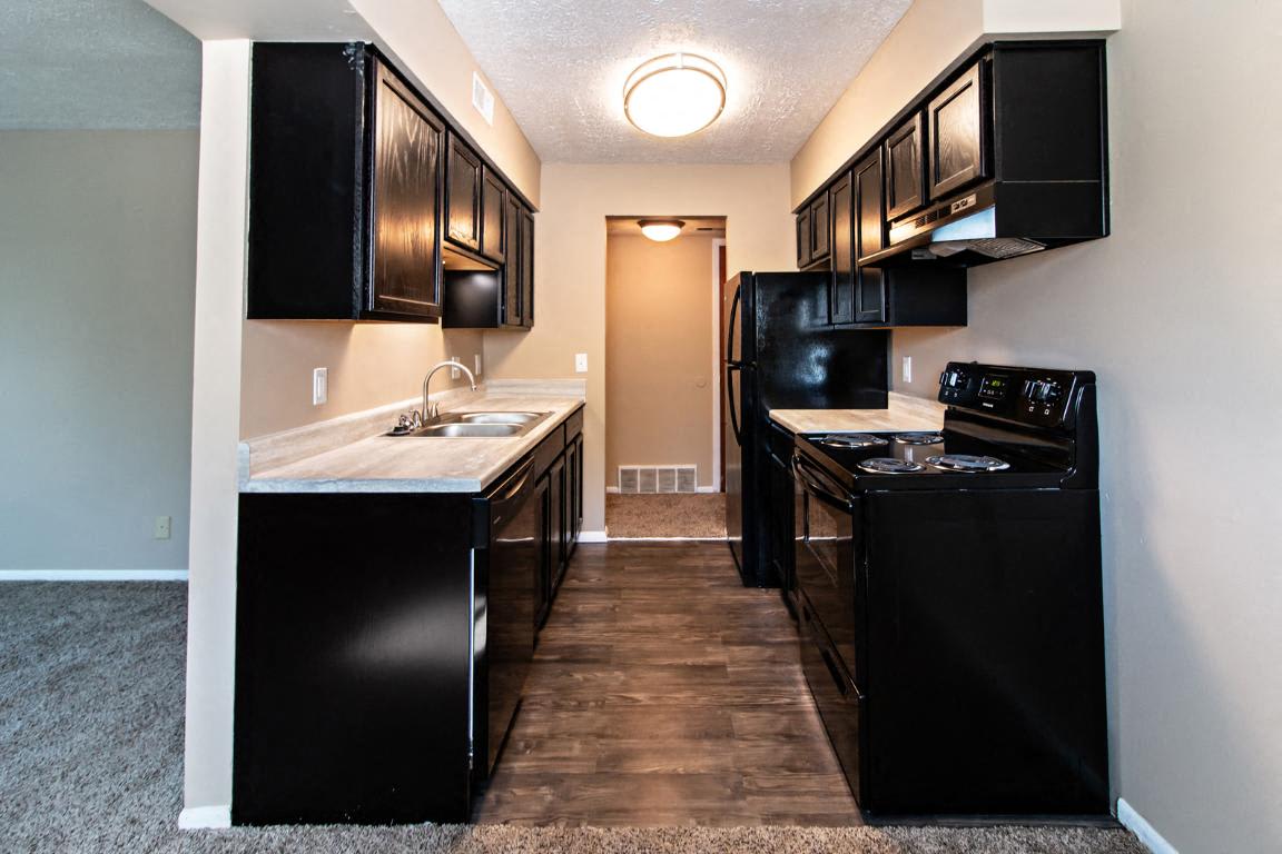 Howard Street Apartments – photo 3