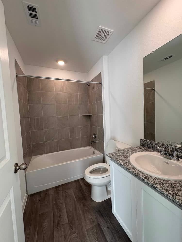 14626 New Village Dr – photo 4