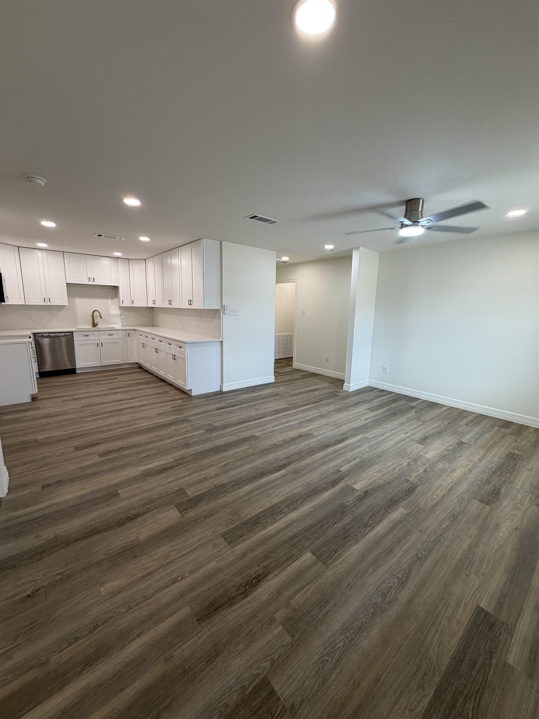 3186 Merriman St – photo 2