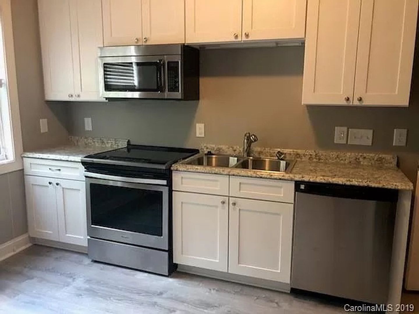 Room in 3 Bedroom Home at Priory Ct – photo 1