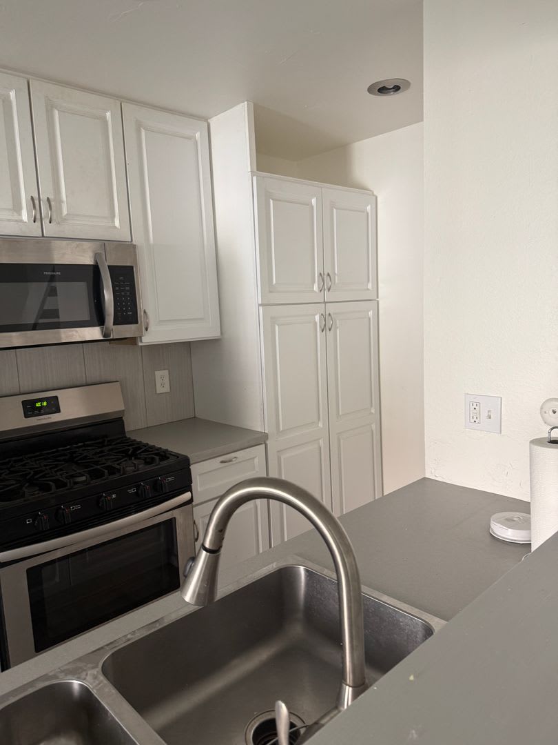 2 Bed / 1 Bath Townhouse-Style Unit — Auburn Greens – photo 4