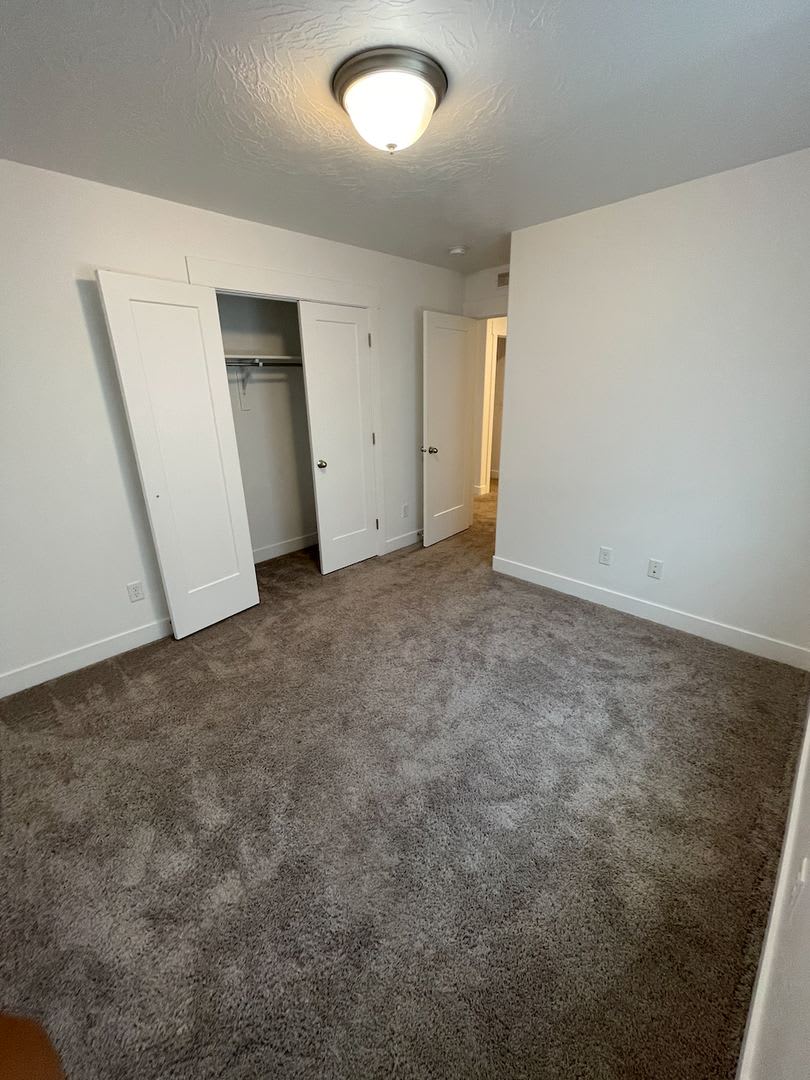 Beautiful 4 bedroom 2.5 bathroom available in Eagle Mountain – photo 5