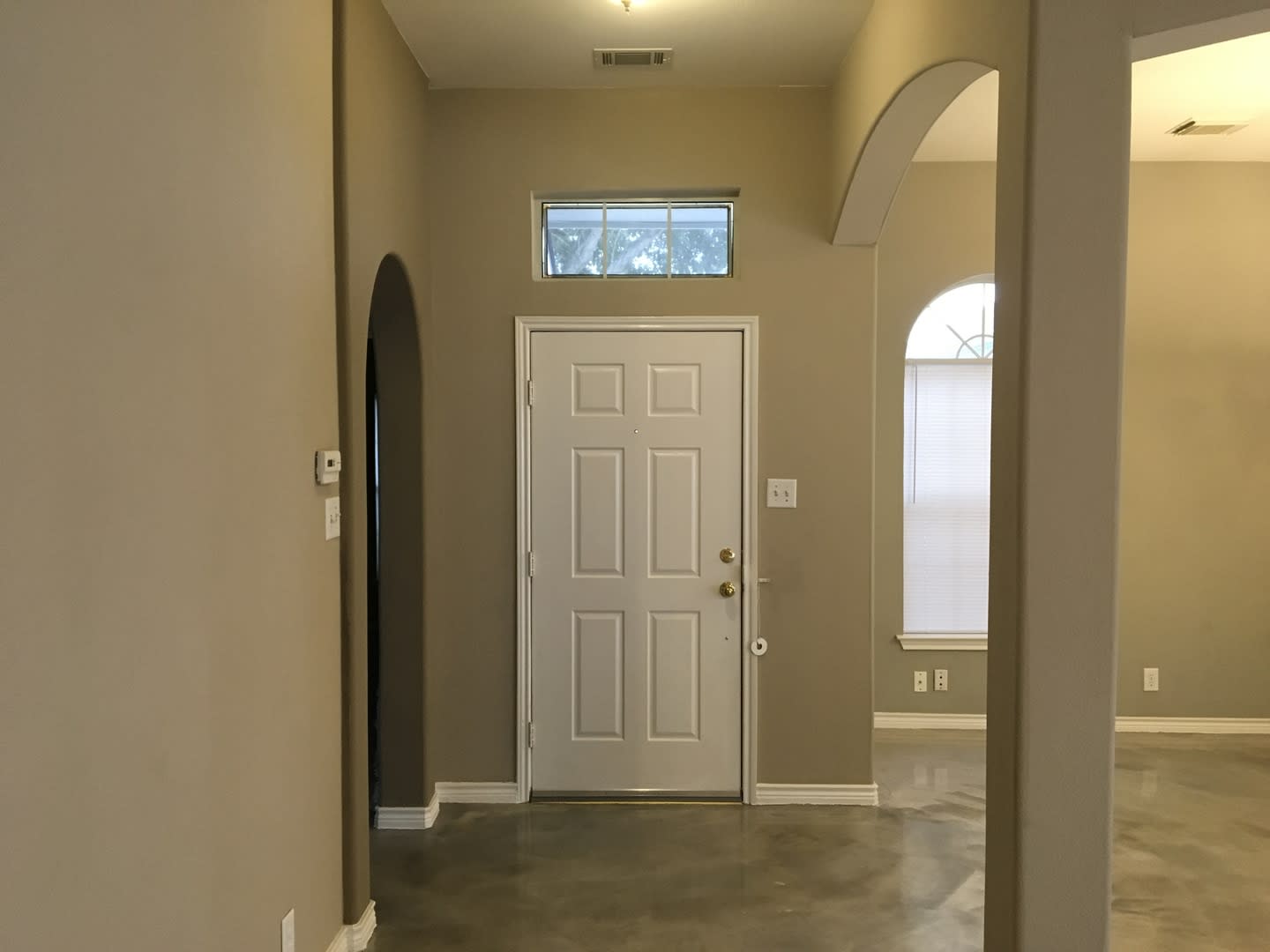 Welcome Home To 824 Crossbranch – photo 2