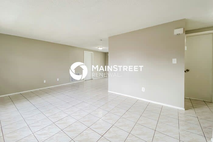 2115 Harrison Drive – photo 3