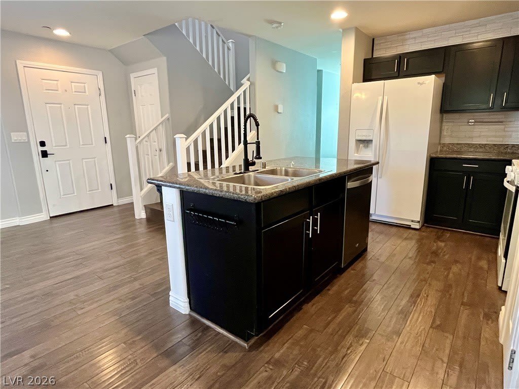 1045 Spotted Saddle Street – photo 2