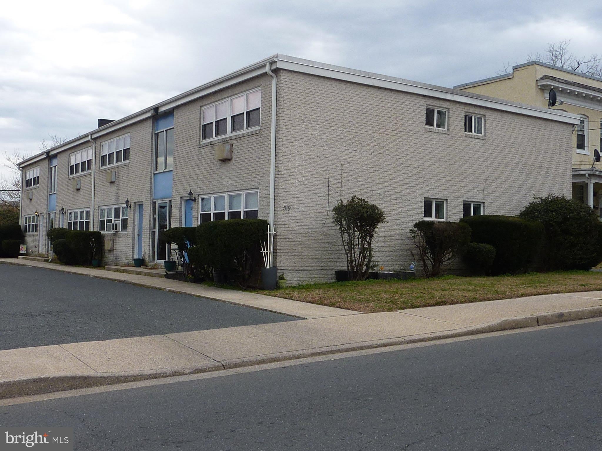 319 CAMDEN Avenue – photo 1