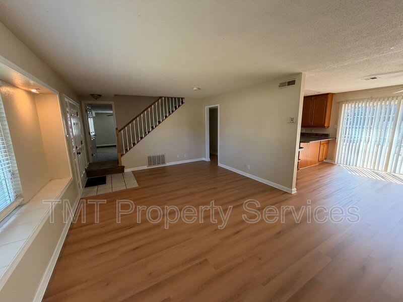 2533 Stansberry Way – photo 5