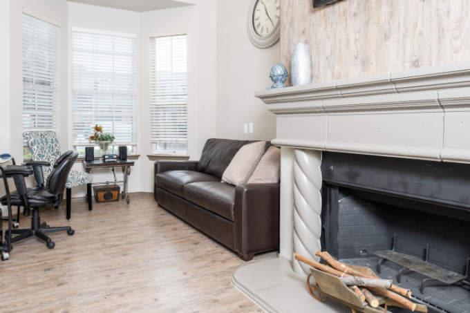 400 E Cypress Creek Rd, #215 – photo 4