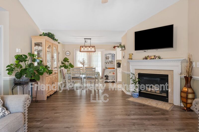 1608 Rogers Pointe Ln – photo 5