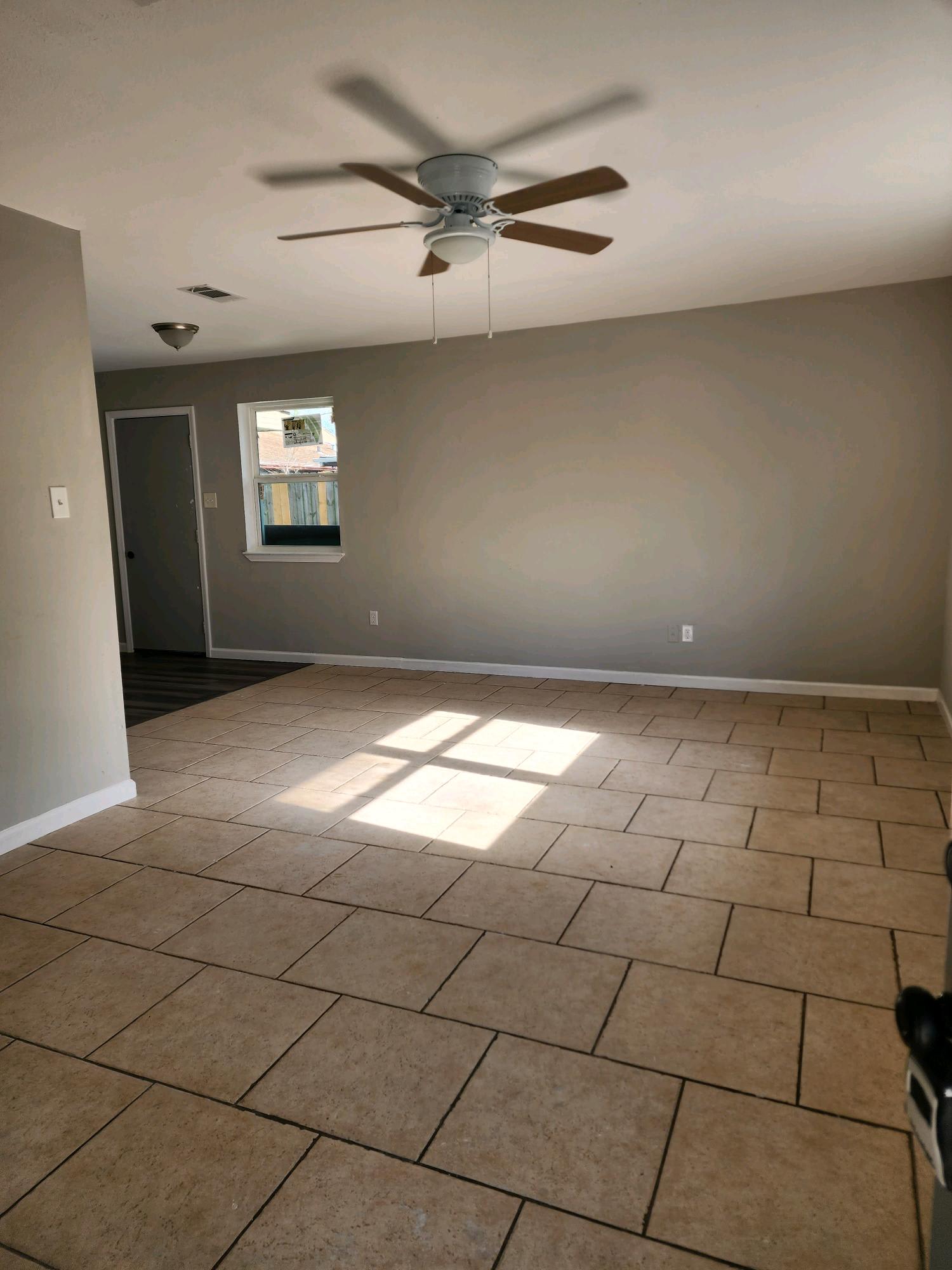 2817 Daniel Dr – photo 2