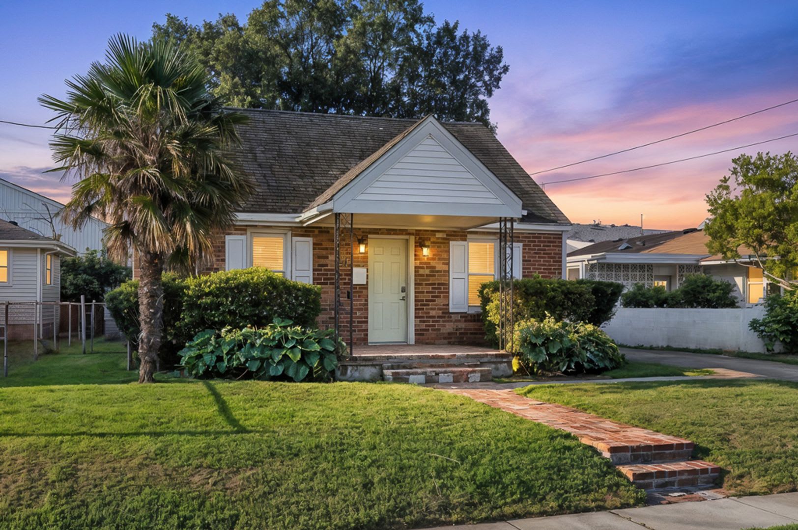 Beautiful Beach Home Located In The Highly Desirable Shadowlawn Area Just Blocks From The Oceanfront – photo 2