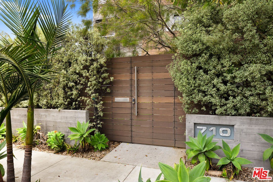 710 Milwood Ave – photo 1
