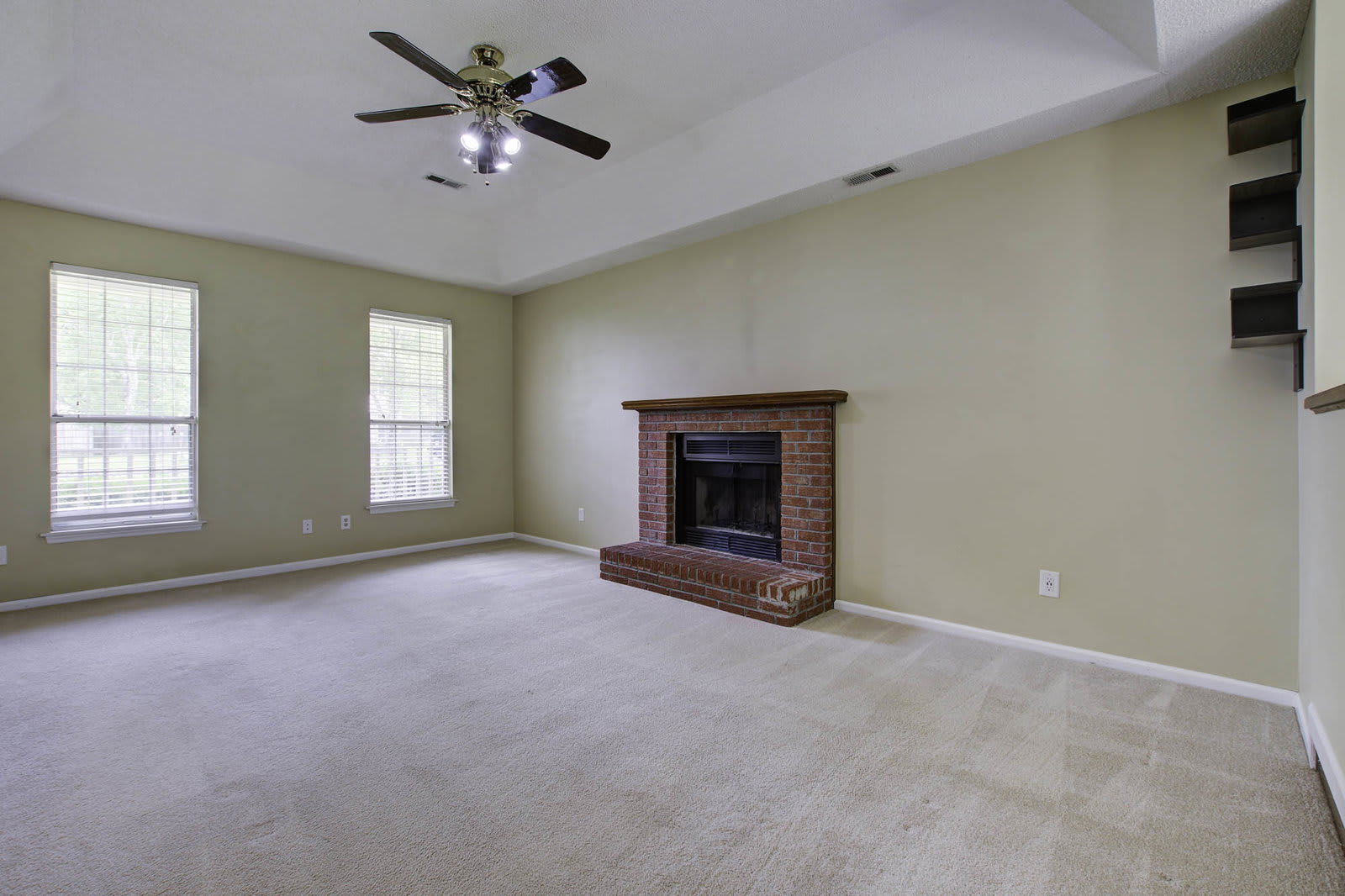 442 Indigo Road – photo 5