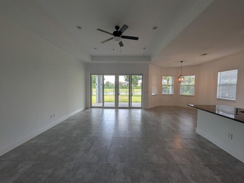 4613 Citron Way – photo 4