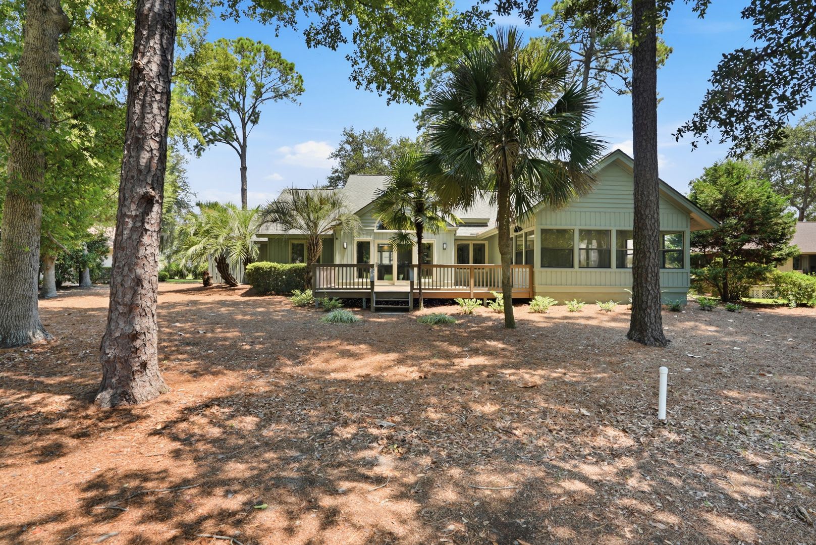 Enjoy Lowcountry living in this beautifully updated 3-Bed, 2-Bath home in Moss Creek! – photo 5