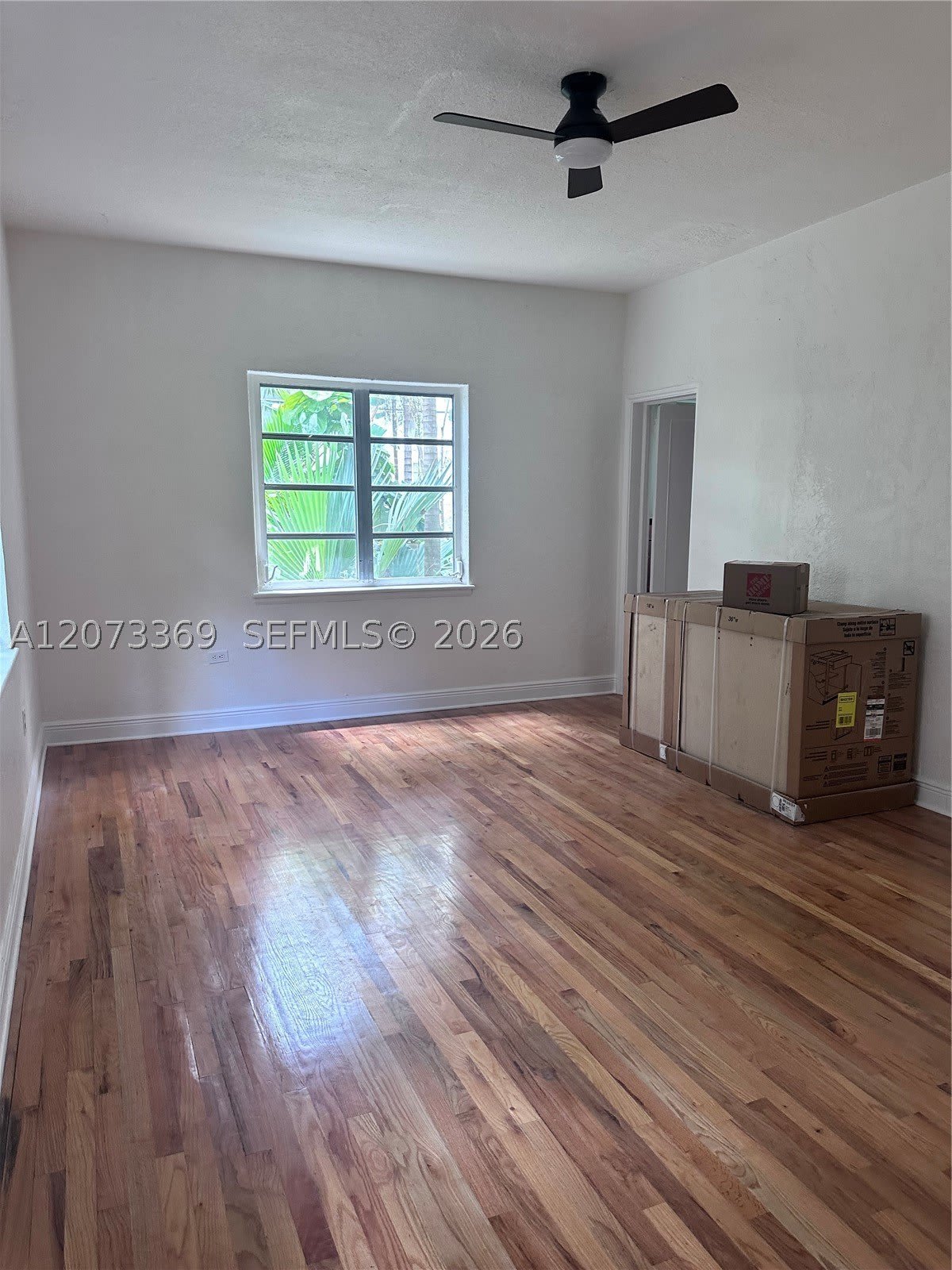 1560 Jefferson Ave – photo 3