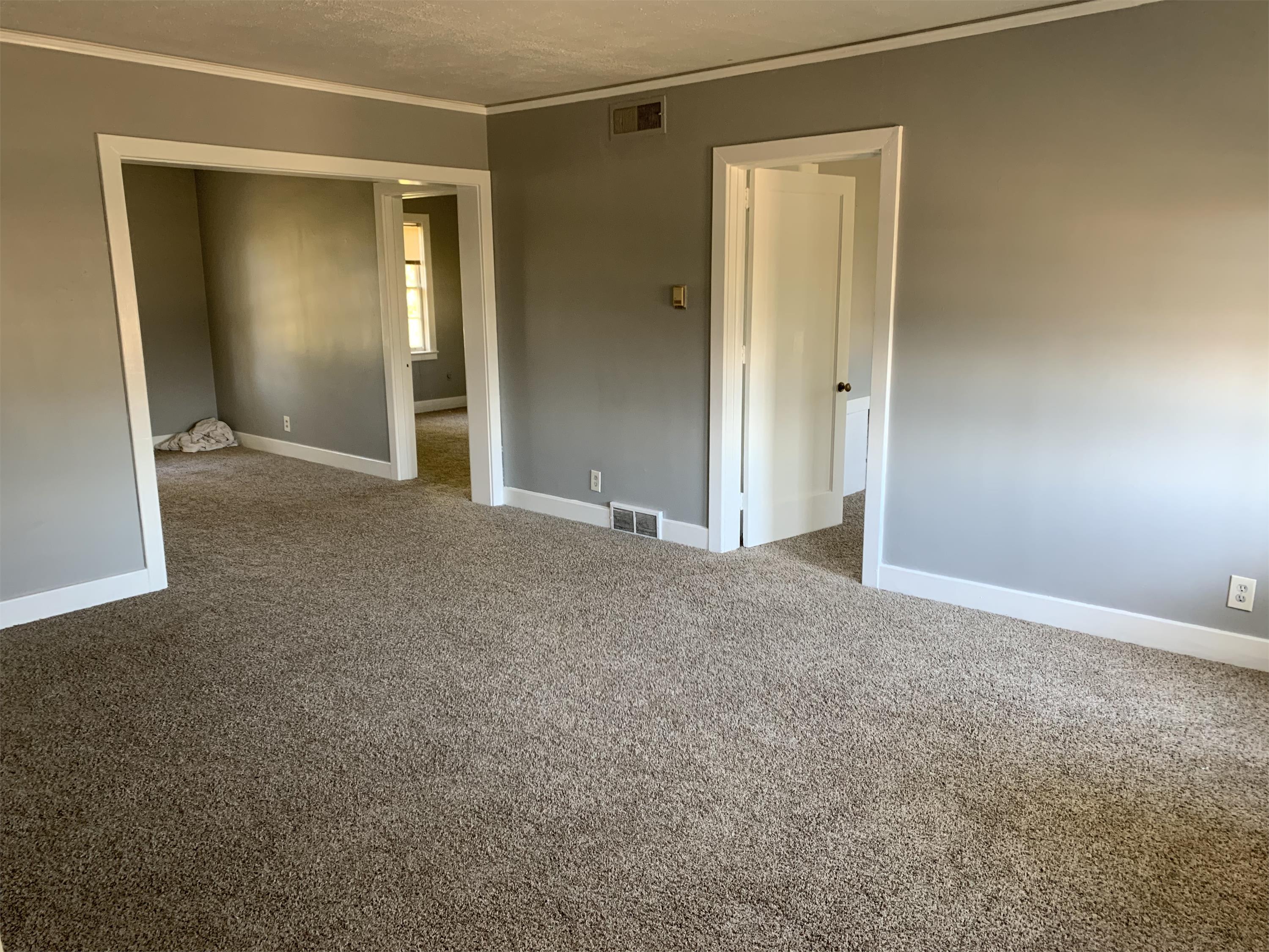 409 North Whitworth Avenue 1 – photo 5
