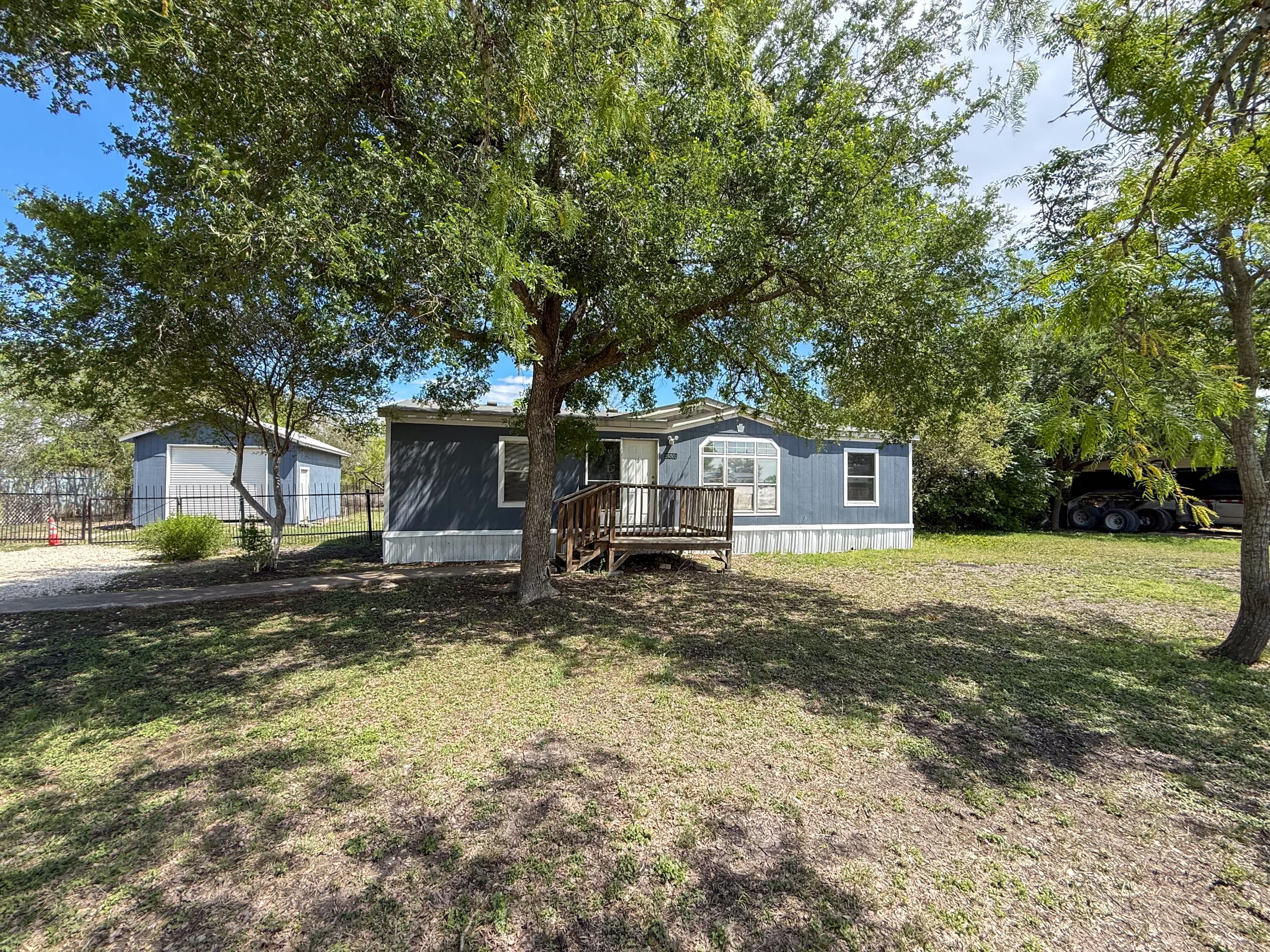 4506 Legend Falls San Antonio, Tx. 78253 – photo 1