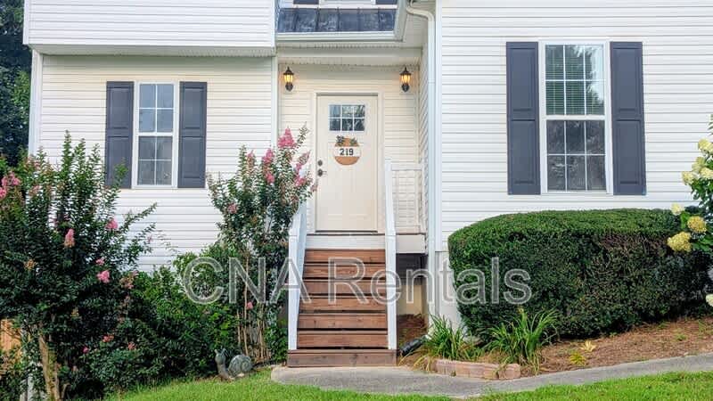 219 Toulouse St – photo 2