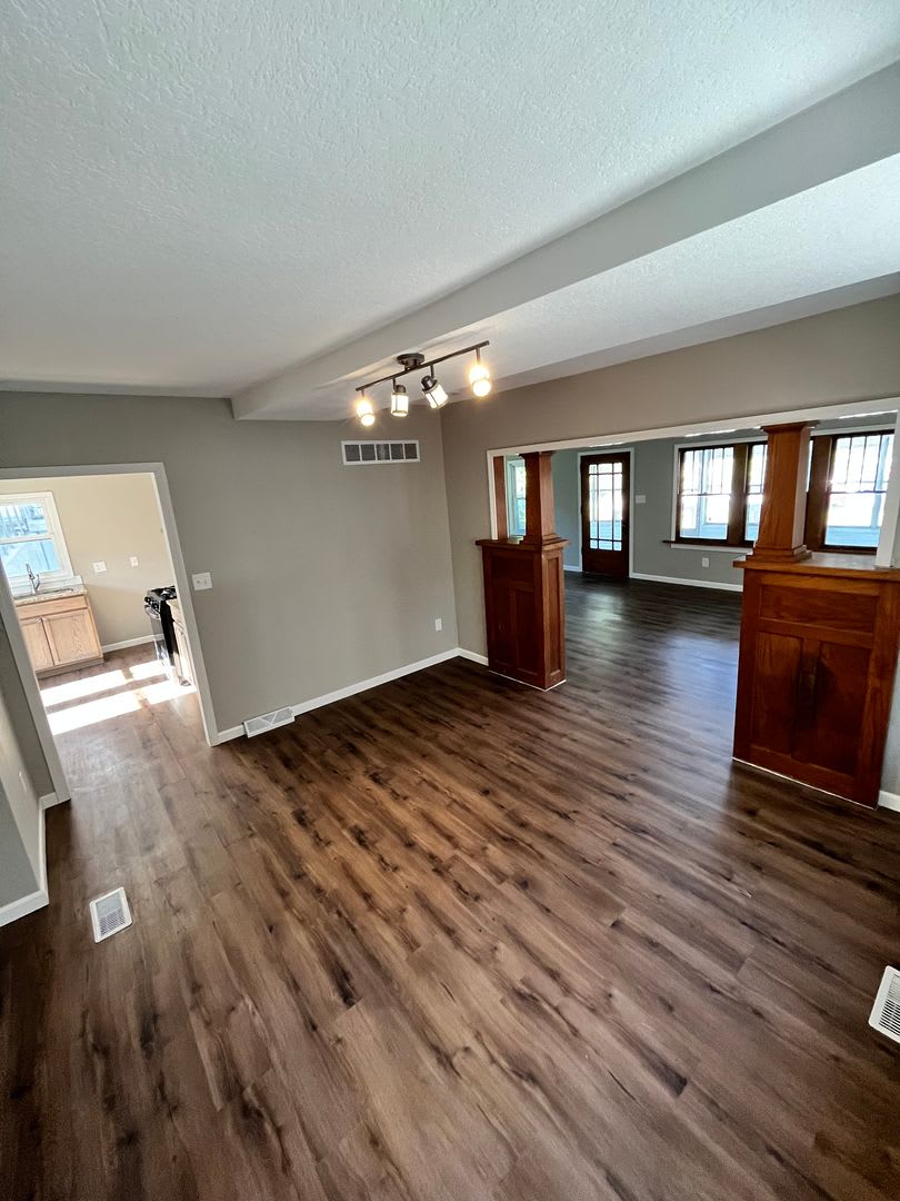 Charming 3 bedroom, 2 bathroom home in the heart of Des Moines, IA – photo 5
