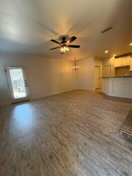 6105 73rd Street – photo 3