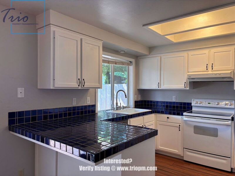 694 Driftwood Drive – photo 5