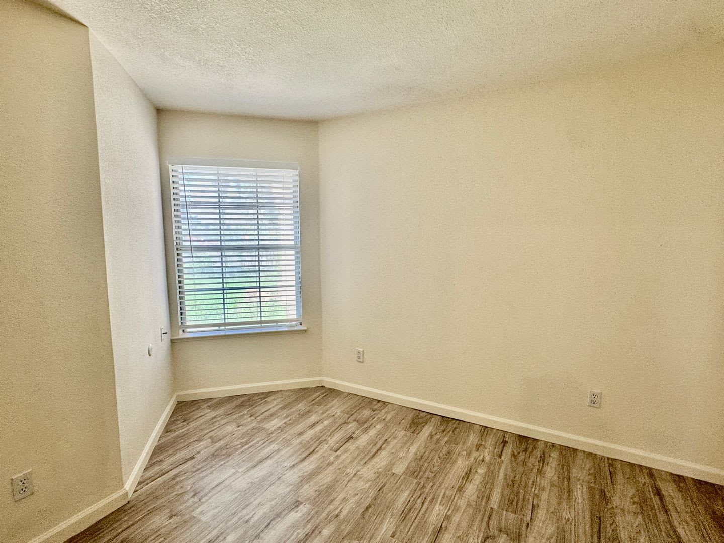 Southside 4 Bedroom 2 Bath Home! – photo 1