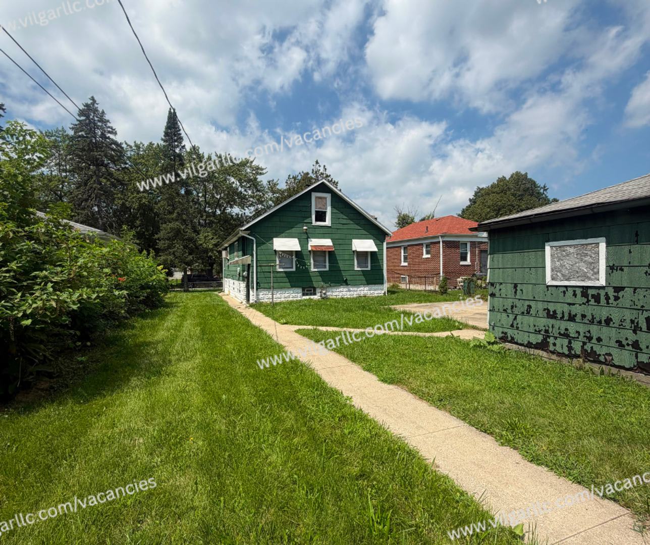FOR RENT — SPACIOUS 3 BED / 1.5 BATH HOME – photo 2