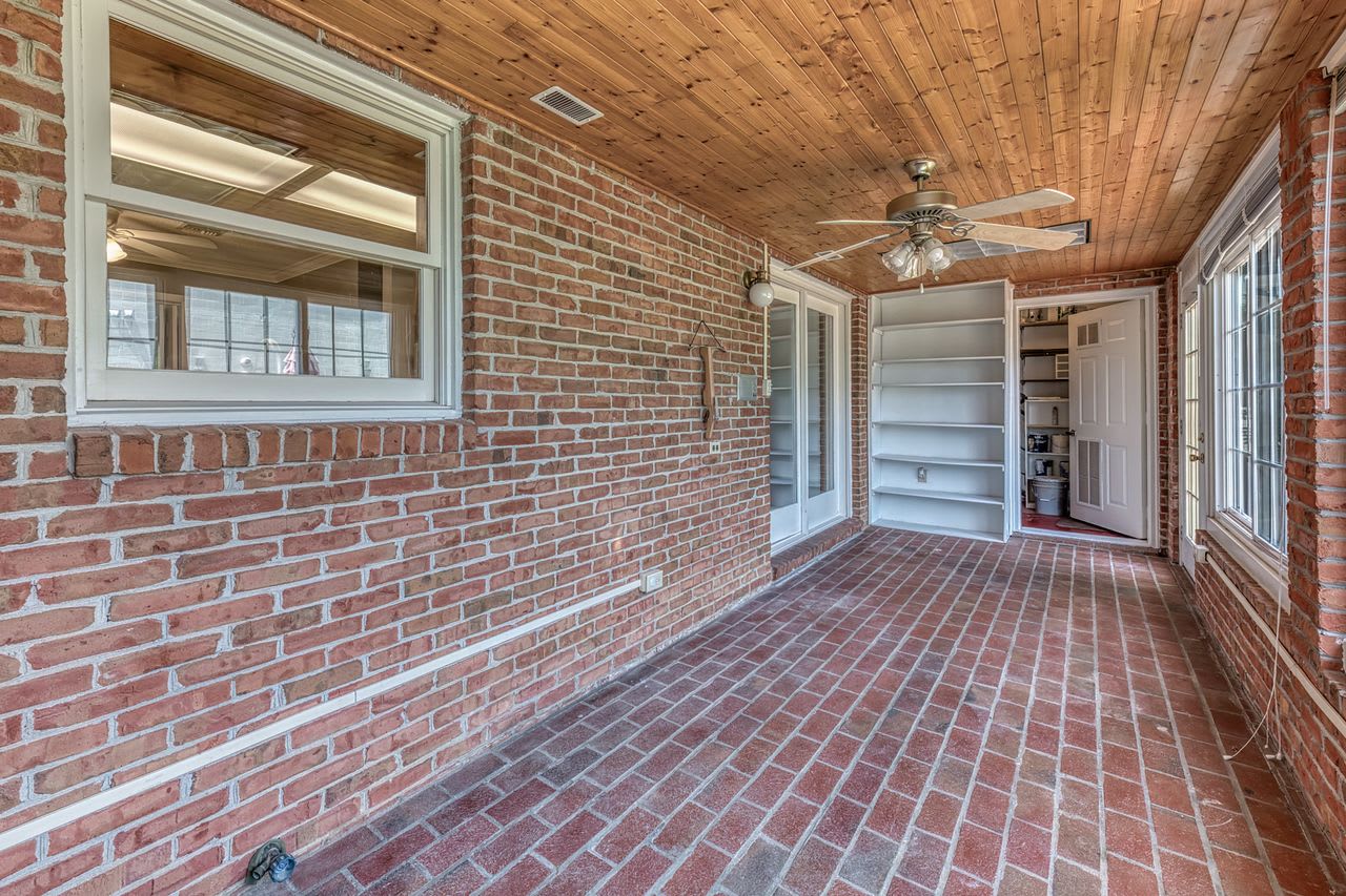2734 E Oakland Ave A4 – photo 4