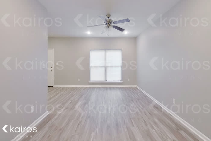 2103 Perry Street – photo 4