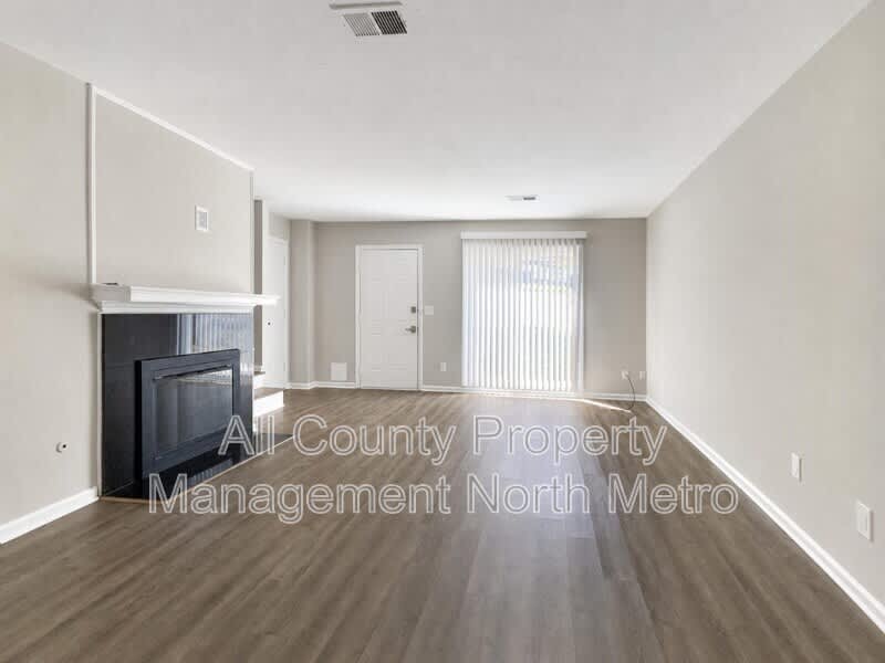 130 Holcomb Ferry Road – photo 2