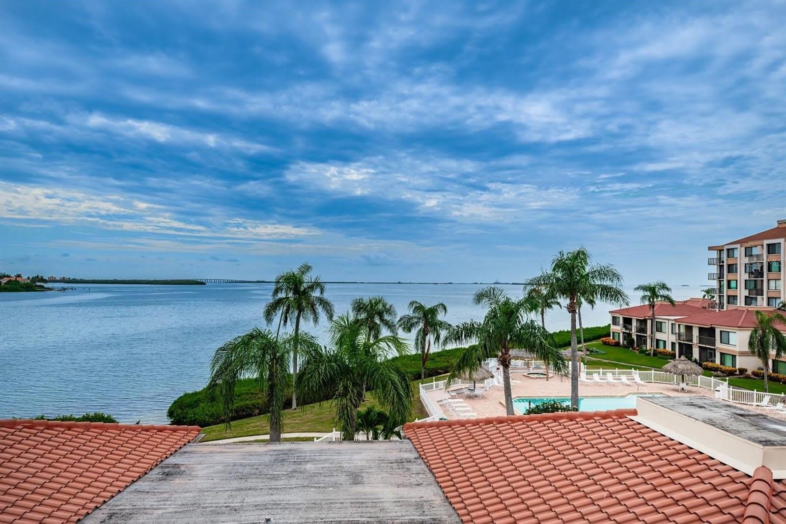 6218 PALMA DEL MAR Boulevard S – photo 1