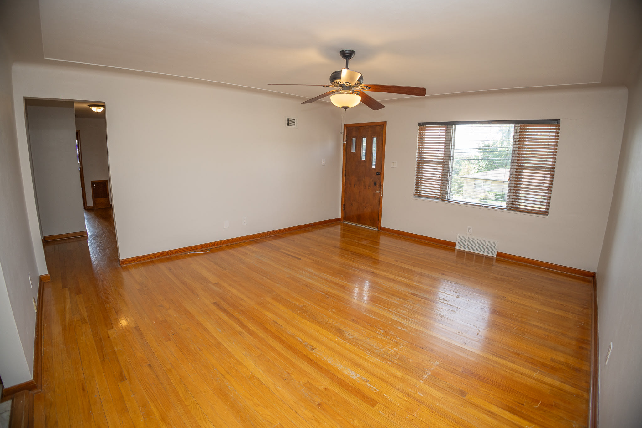 1706 Stadium Boulevard – photo 4