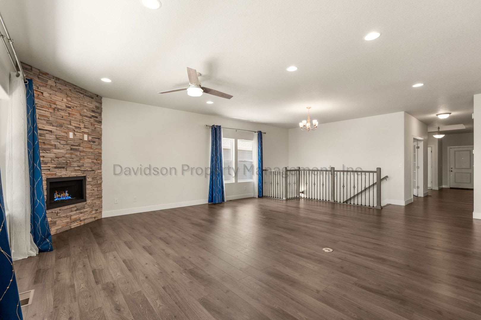Gorgeous 3 Bedroom House in Wolf Ranch – photo 3