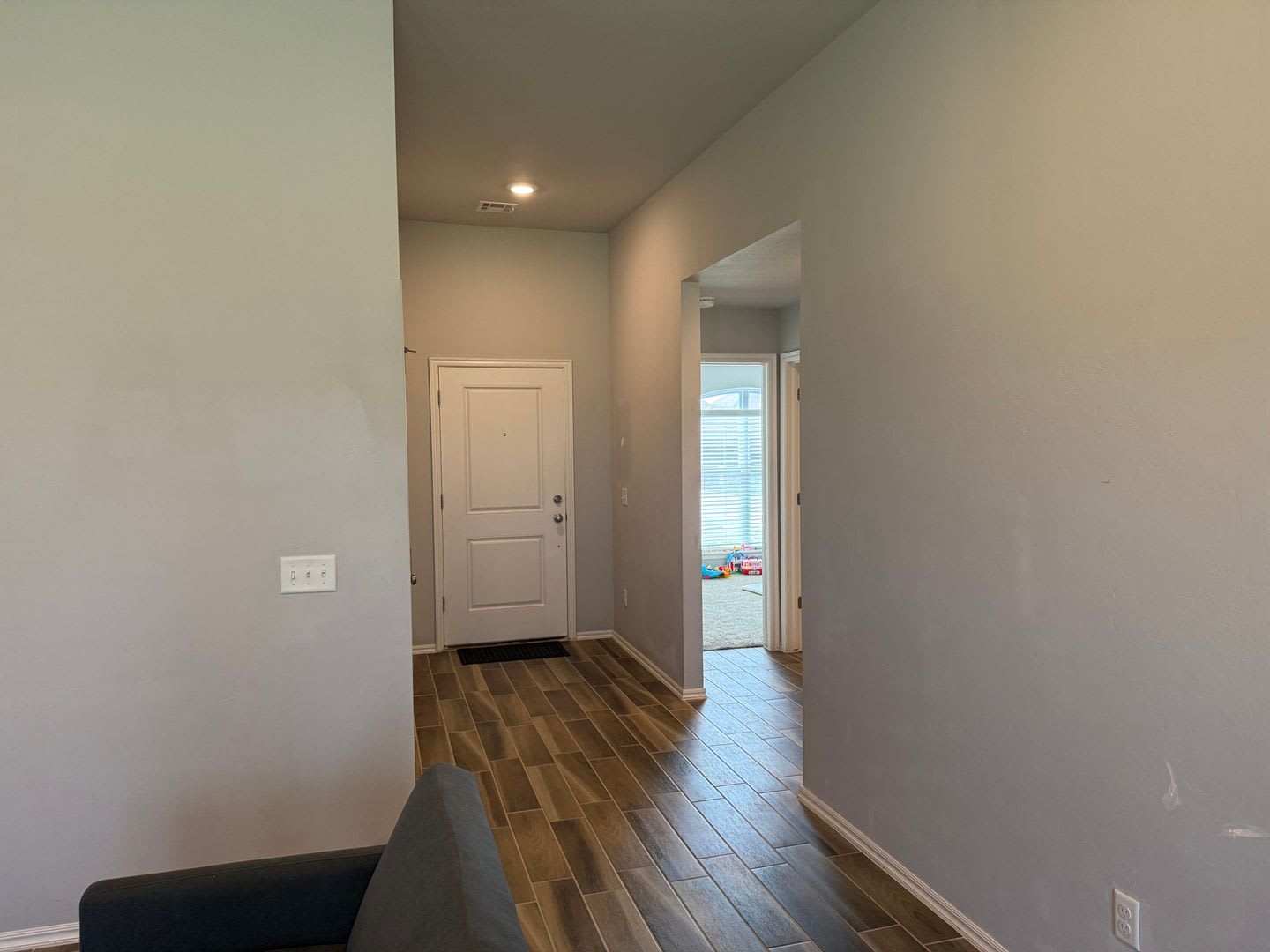3 Bedroom Home in Deer Creek For Rent! – photo 3