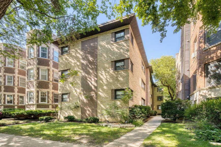 501 Sheridan Rd – photo 1