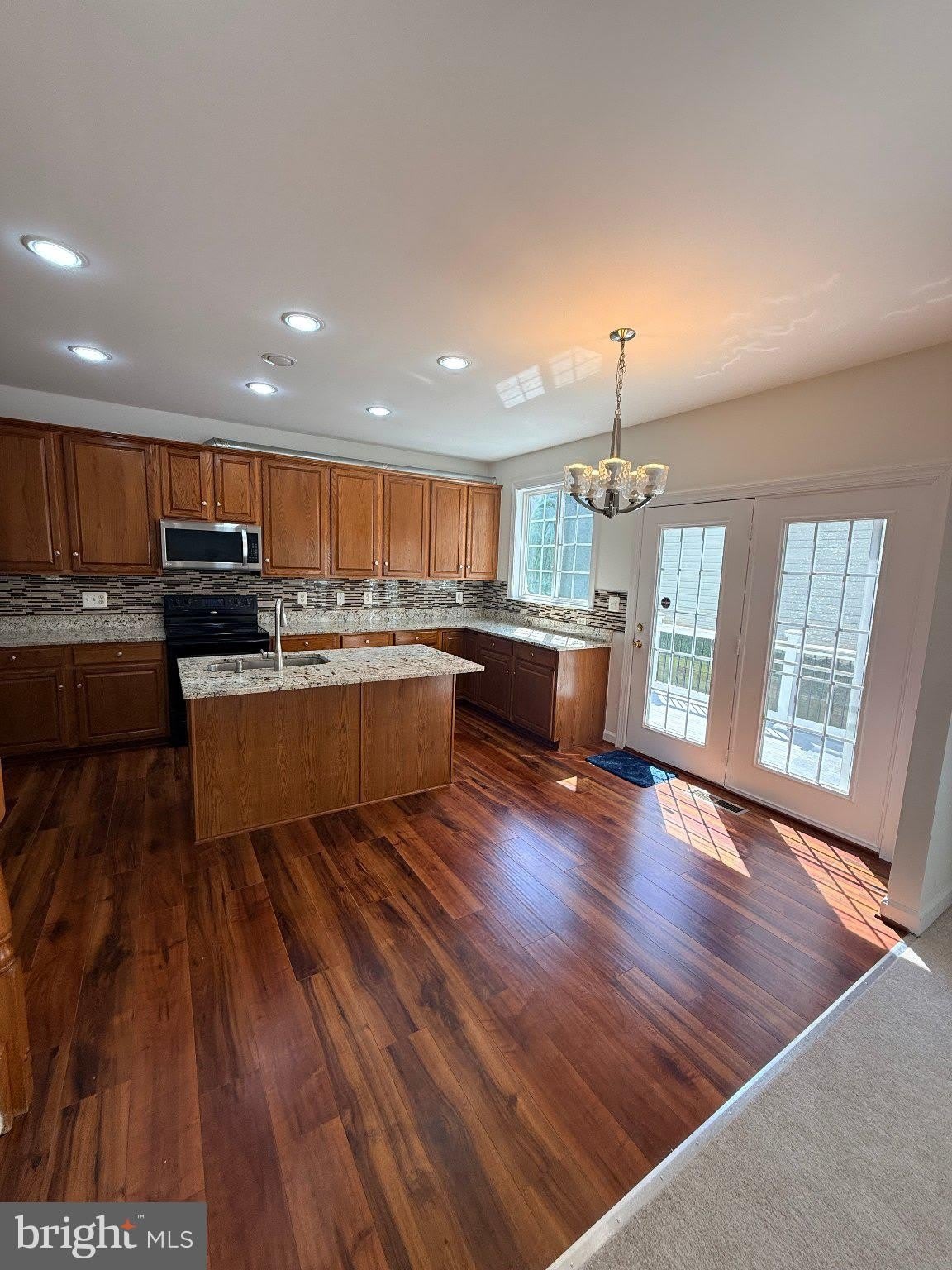 8140 GILROY Drive – photo 4